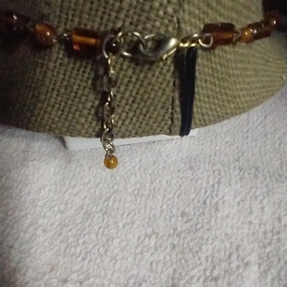 Goldtone amber color beaded wire work 7 row necklace - Picture 2 of 2